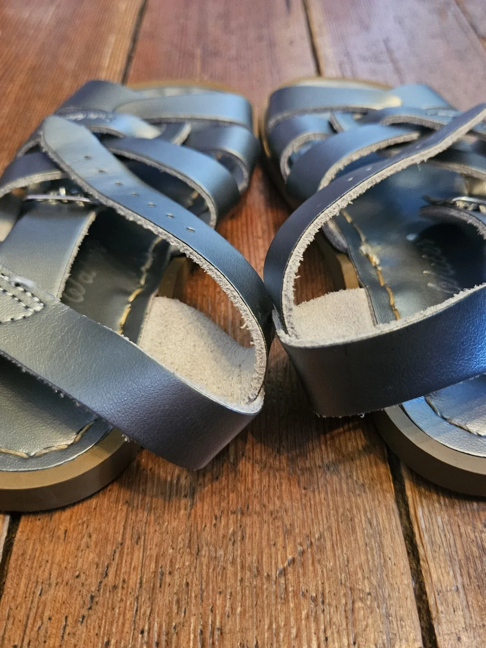 Saltwater Sandles Hoy